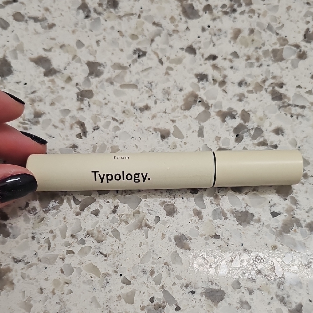 Typology Mascara